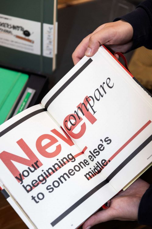 Blick ins Heft bei der brand eins Konferenz leadershift